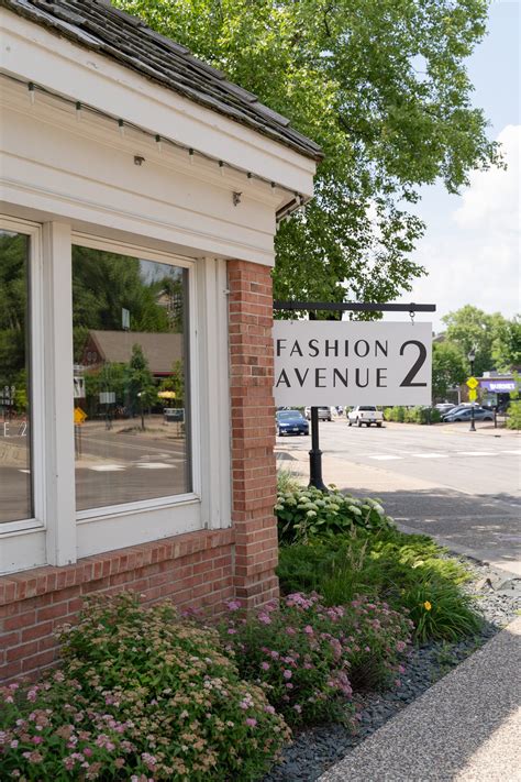 fashion avenue wayzata